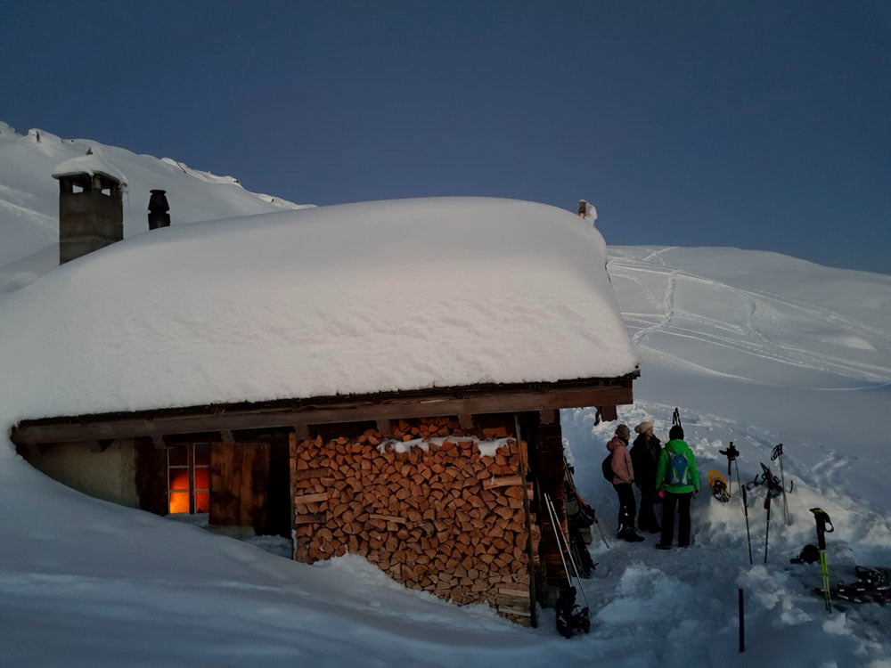 schneeschuh-gratzug-vollmond-winter-riederalp-aletsch-arena-11
