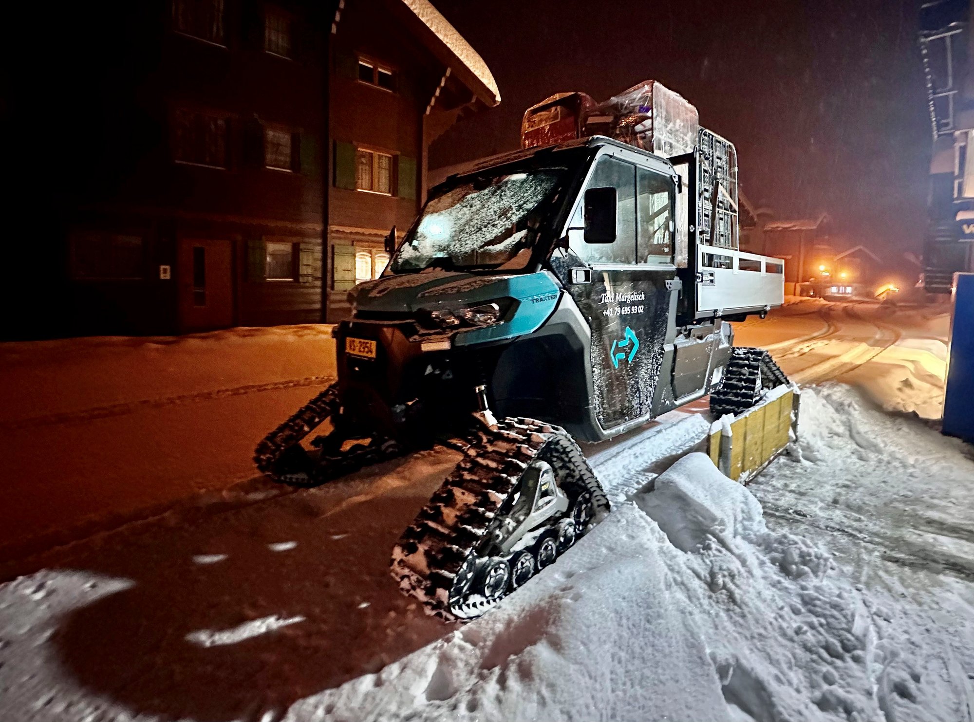autofreies-skigebiet-margelisch-transporte-winter-bettmeralp-aletsch-arena-04