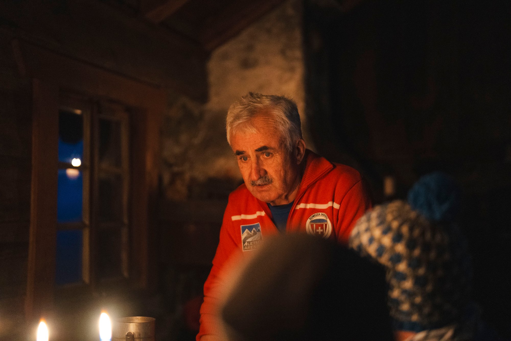 schneeschuh-gratzug-vollmond-riederalp-winter-aletsch-arena-nico-brenner-35