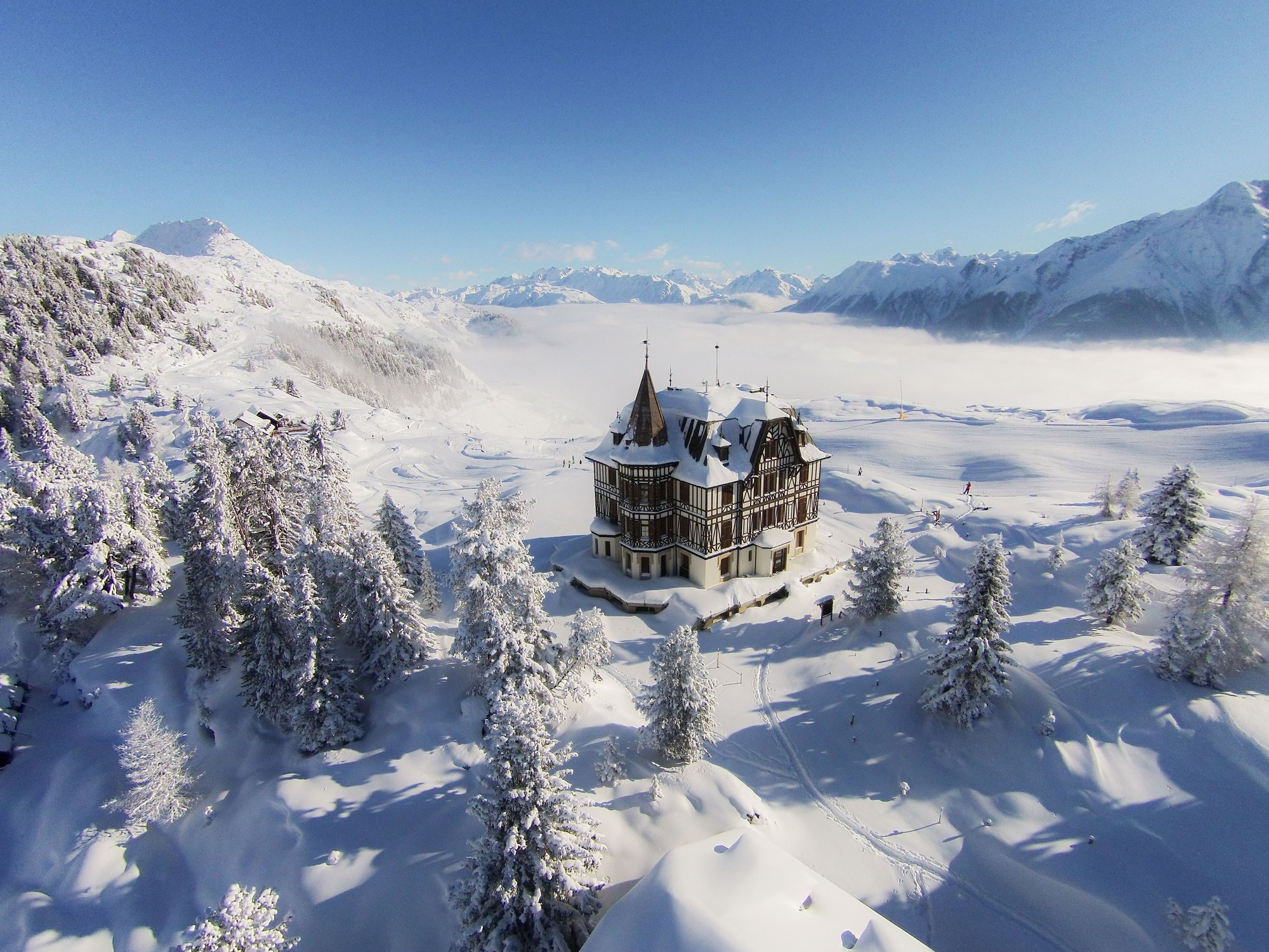 villa-cassel-winter-aletsch-arena-02