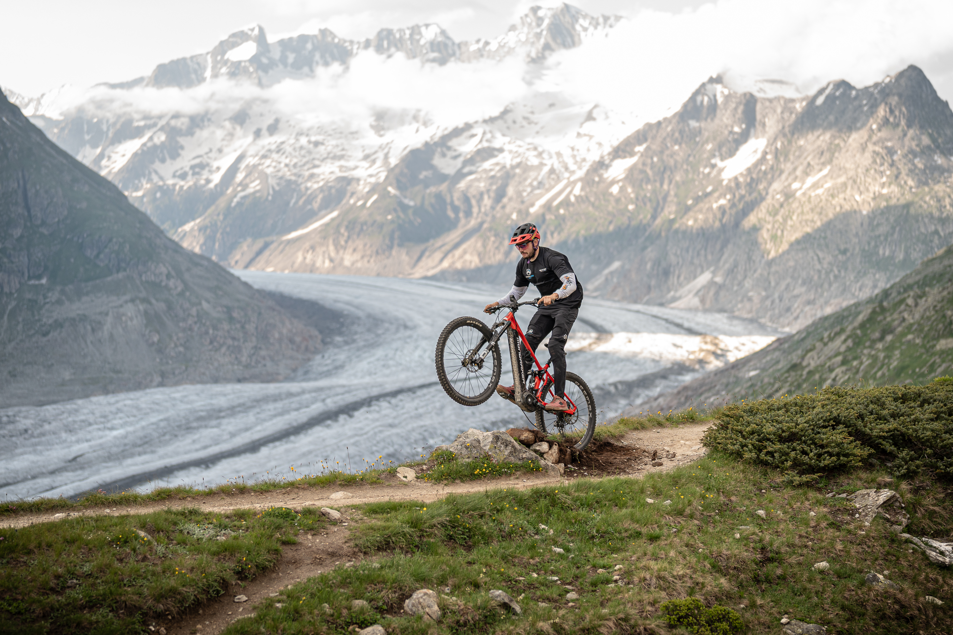 https://4981235.fs1.hubspotusercontent-eu1.net/hubfs/4981235/Aletschbike-Aletschgletscher-28.jpg